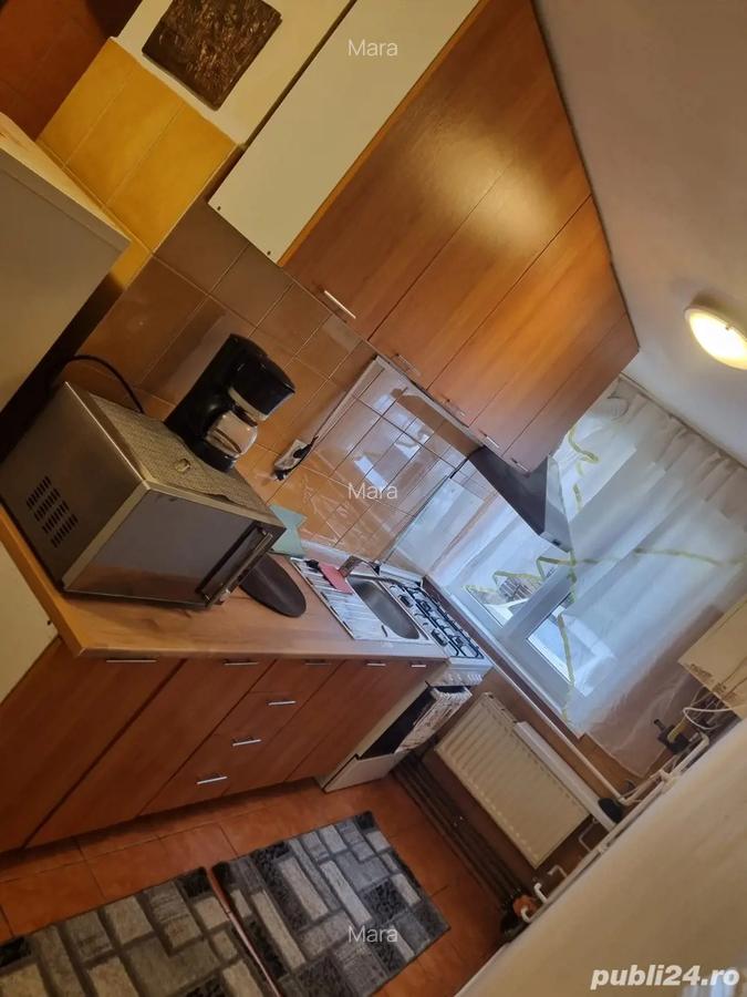 Inchiriez apartament cu doua camere in Resita, zona Gen.8, tel - 5