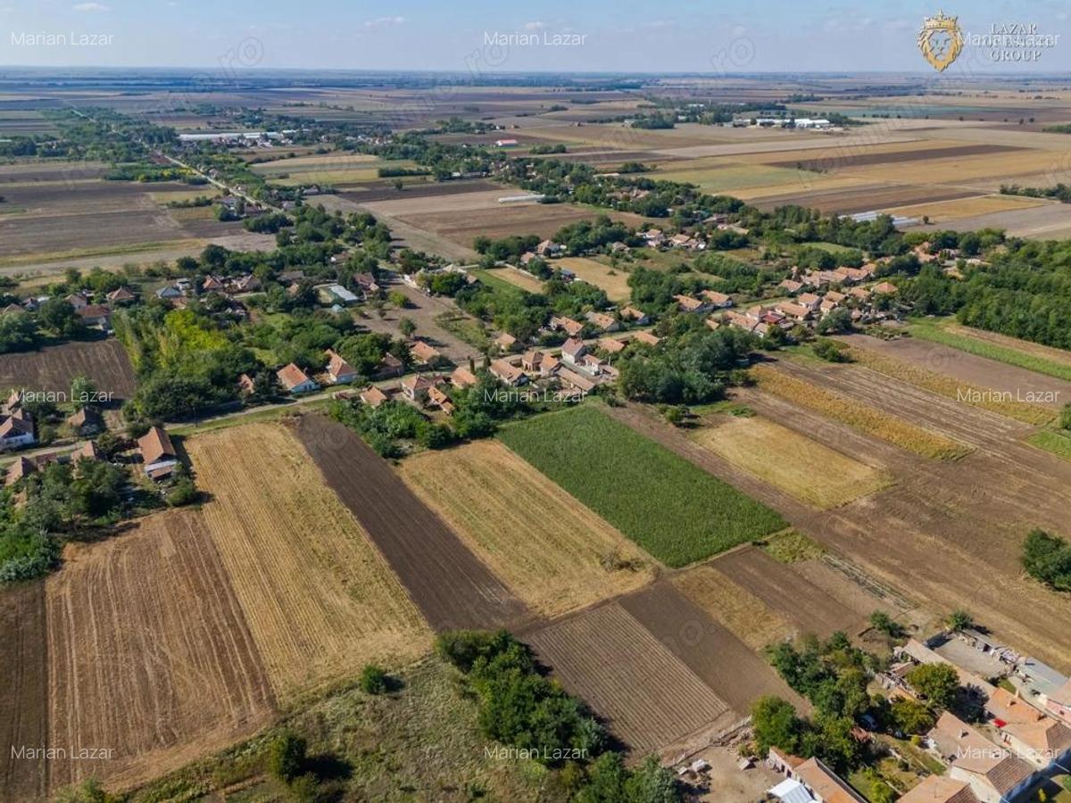 Casa 4 camere de Vanzare - 2