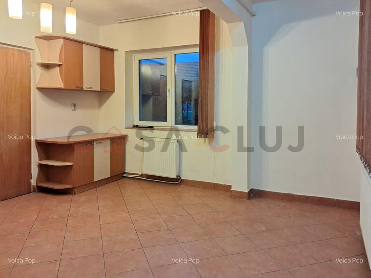 Casă calcan, Curte,  grădină, Iris!! - 4