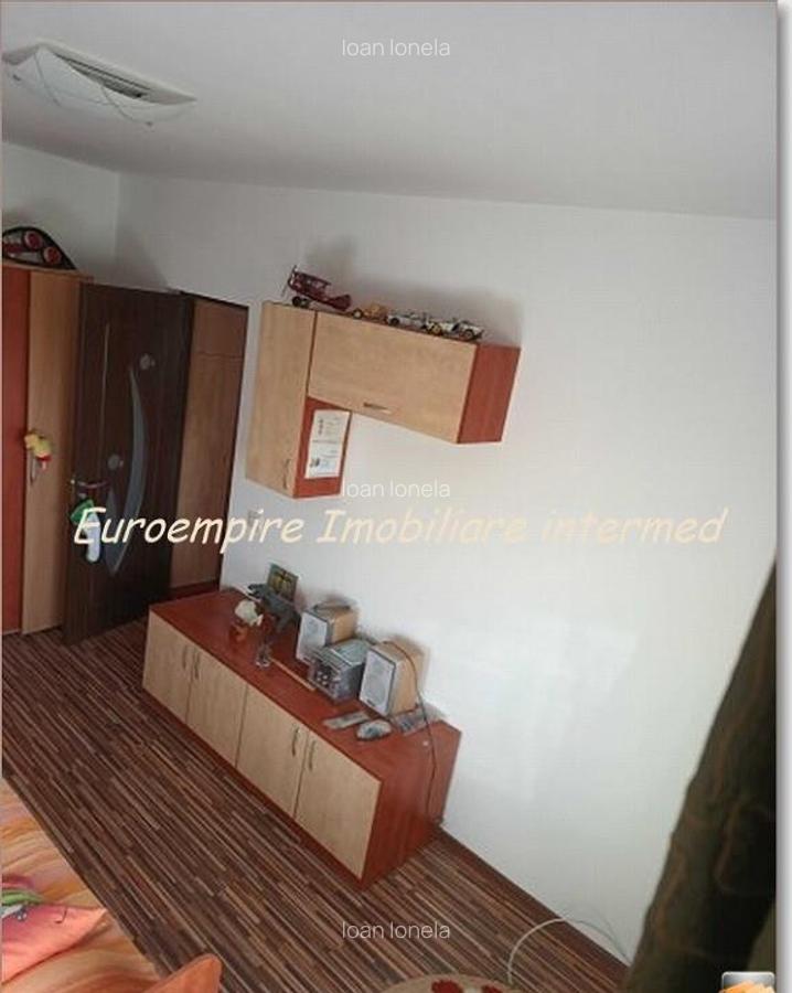 Apartament 2 camere decomandate Mansarda Poarta 6 - 5 Apartament 2 camere decomandate Mansarda Poarta 6 - 5