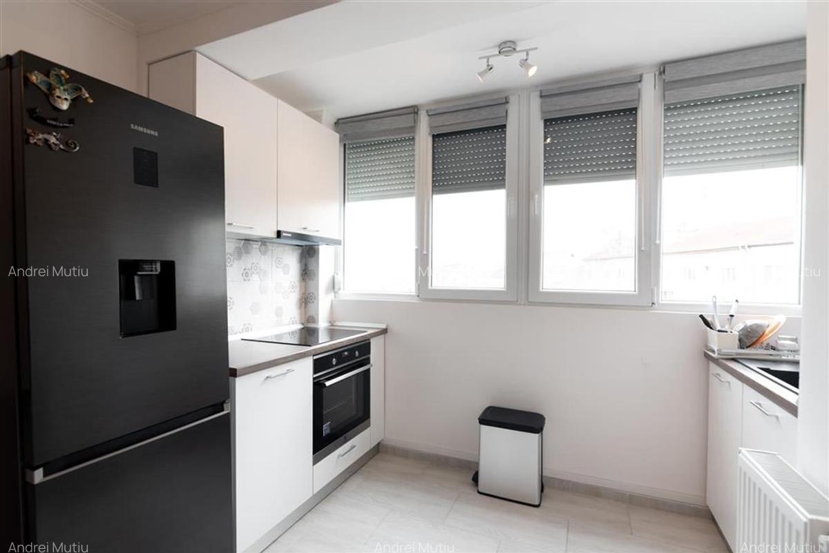 Apartament cu 4 camere decomandat în Nufărul - 7