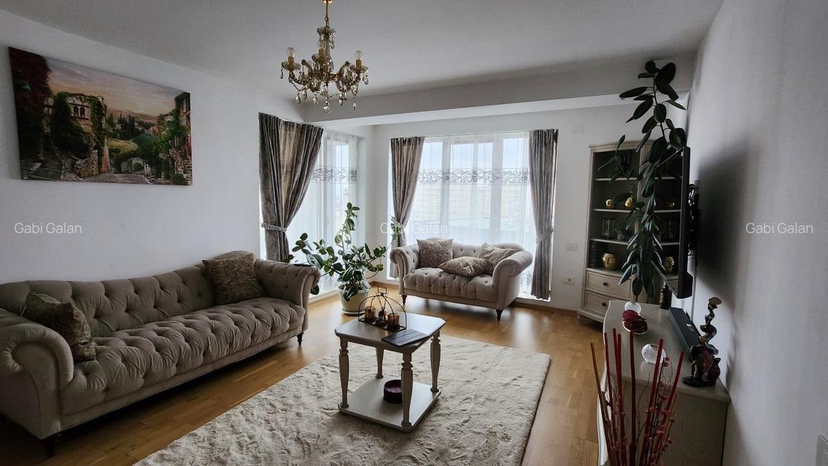 Apartament cu 3 camere decomandat, mobilat în Cetatea - 1