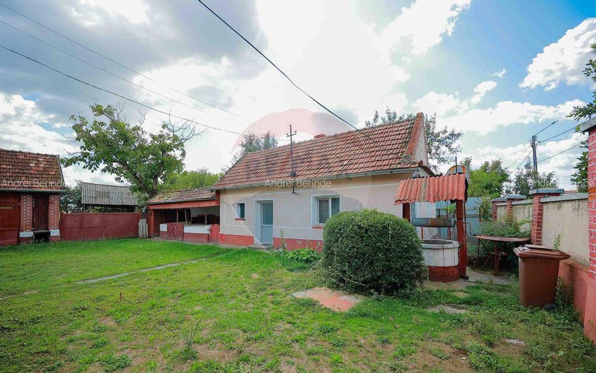 Casa cu 4 camere de vanzare ?i teren 4063 mp, in Ineu... - 10