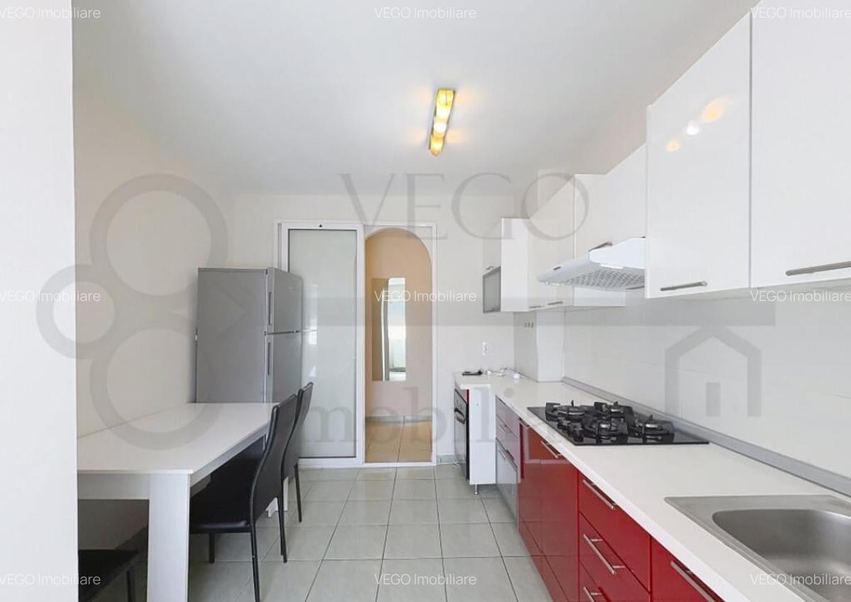 3 camere decomandat, 2 bai, balcon, aproape de UMF, Zorilor - 2