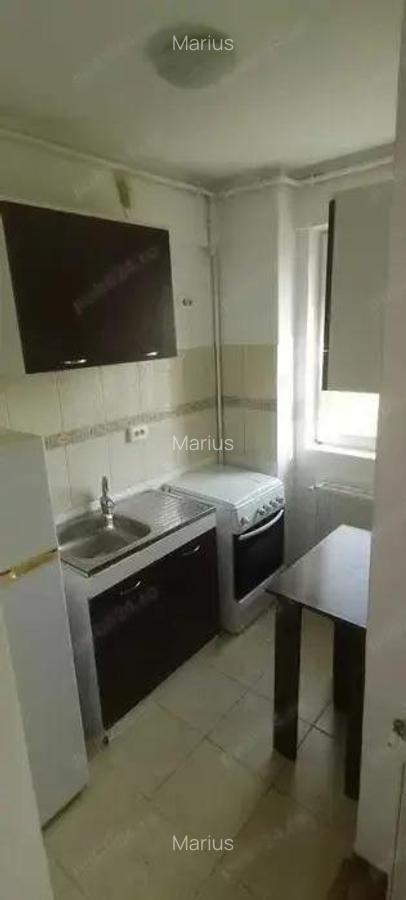 Garsoniera ozana-centrala proprie-metrou 5 minute - 5