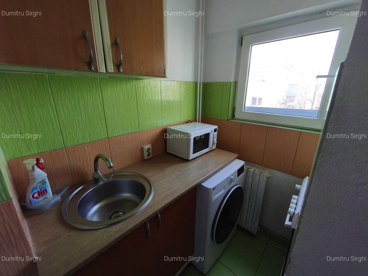 Garsonieră de închiriat în Constanța, zona Trocadero - 5