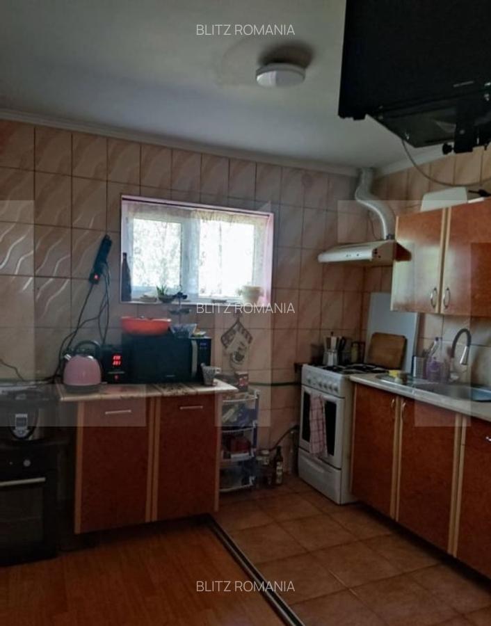 Casa moderna cu terasa si curte amenajata, centru Berceni - 6