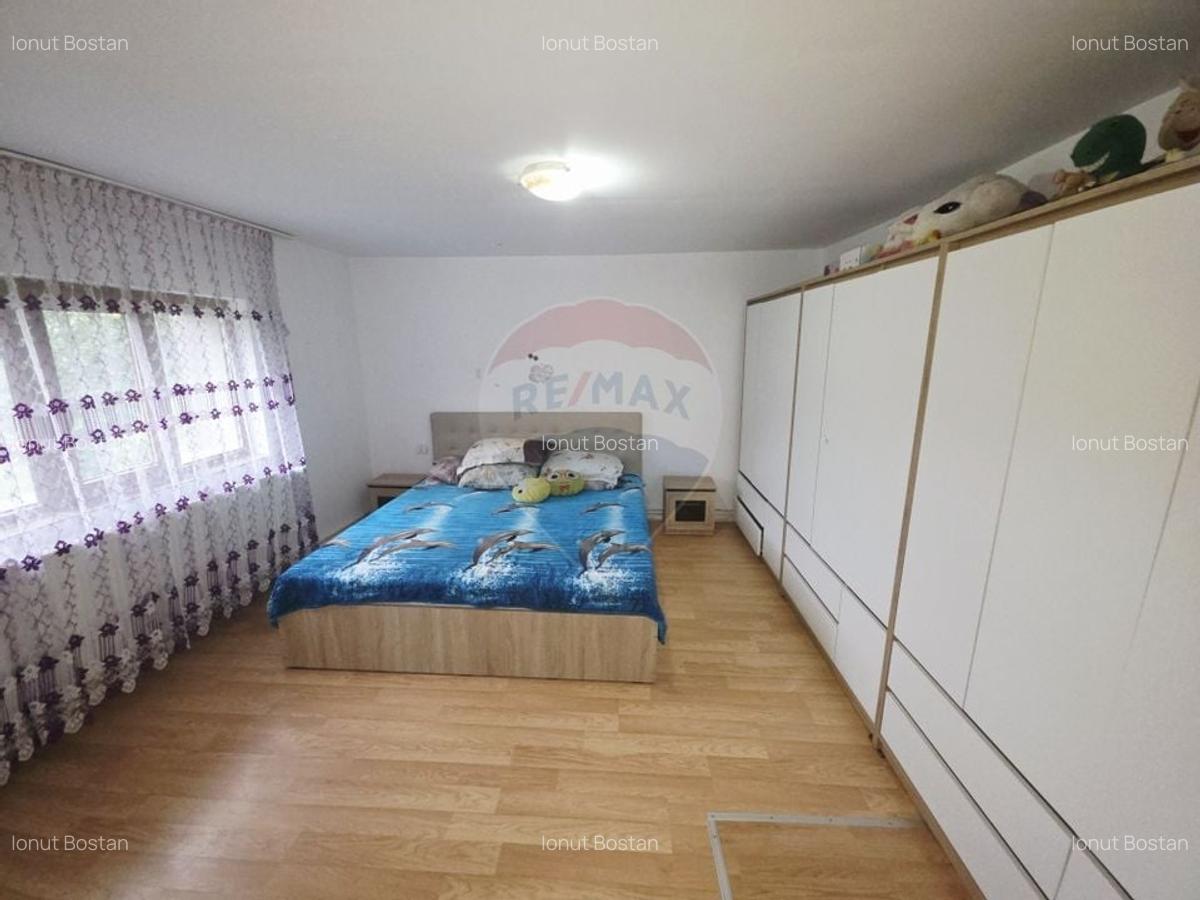 Casa / Vila cu 4 camere de vanzare Tarcau - 4