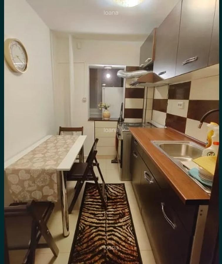 Pta Muncii, BASARABIA reabilitat,p/8,decomandata,AmenajatA balcon - 1