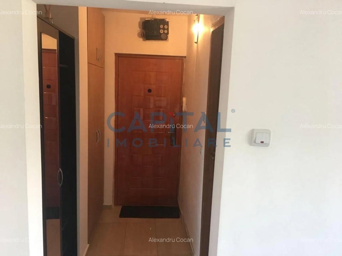 Garsoniera spatioasa in Zorilor | Etaj 1, aproape de UMF | 2.000 lei - 2