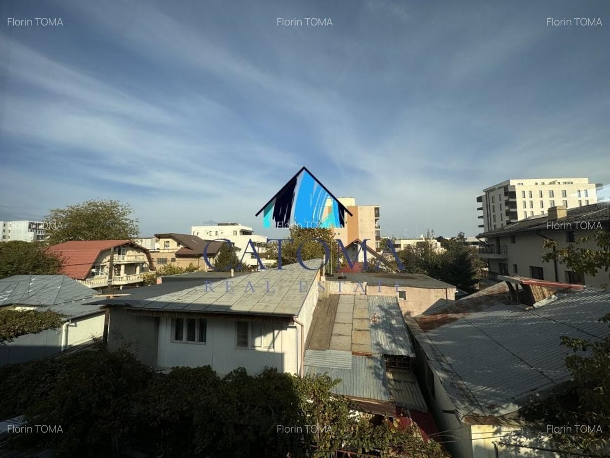 Apartament cu 3 camere decomandat în Băneasa - 9