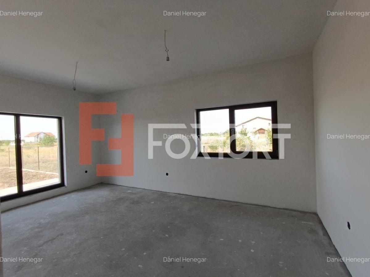 Triplex 5 camere, 2 bai, 114 mp utili, zona Plopi Timisoara - 10