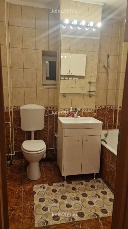 Proprietar, închiriez apartament cu 2 camere decomandat, zona Republicii - 10