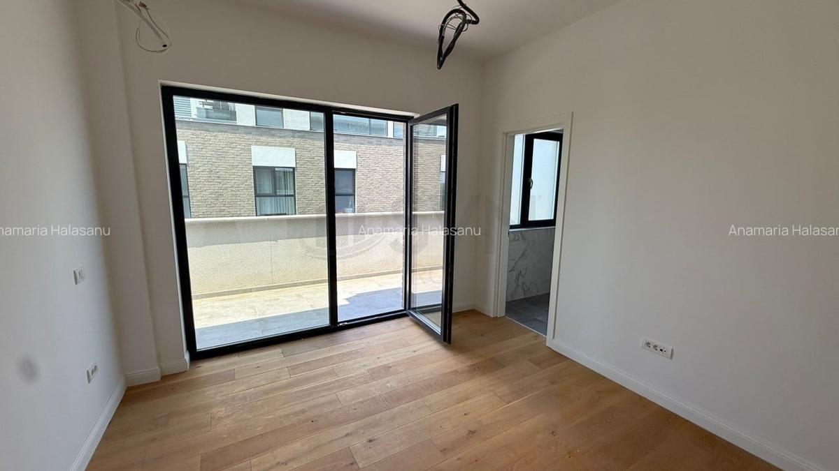 Apartament cu 4 camere semidecomandat în Pipera - 6