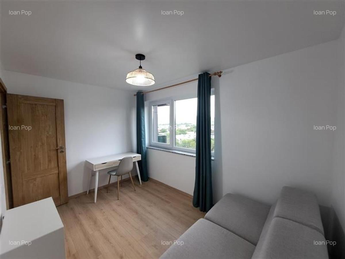 Apartament cu 3 camere semidecomandat, mobilat în Sopor - 8