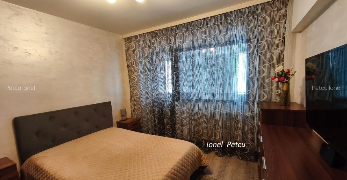 Bd. Lacul Tei - apartament 3 camere - 11