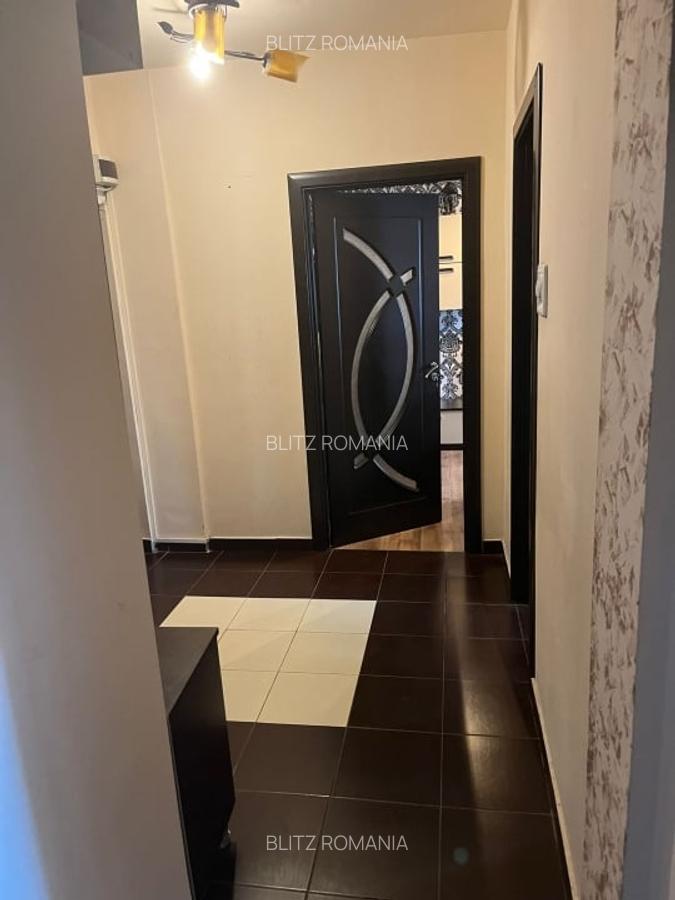 Apartament 3 camere decomandat, 64 mp in zona Lapus - 12