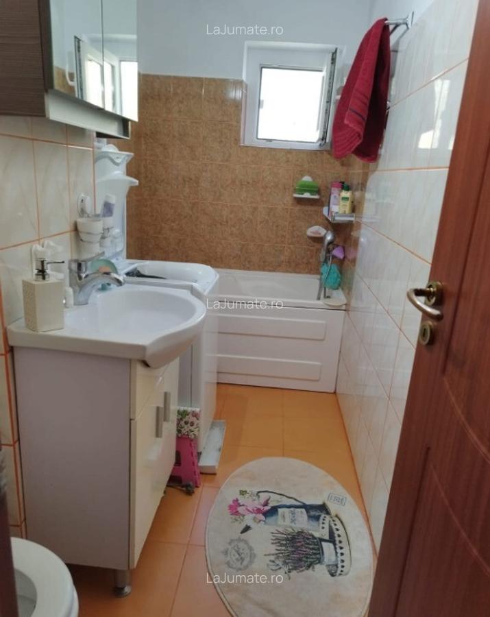 Proprietar vand apartament 2 camere Racadau - 10