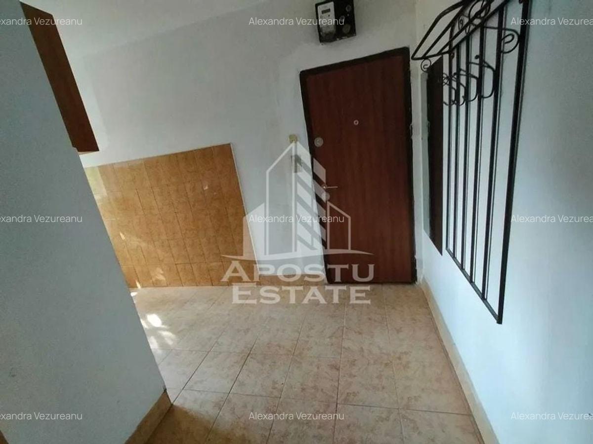Apartament cu 2 camere, semidecomandat, etajul 2, zona Sagului - 6