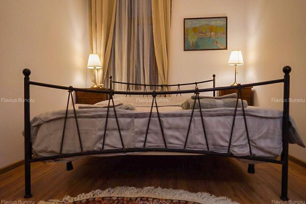 Apartament cu 3 camere decomandat în Central - 12