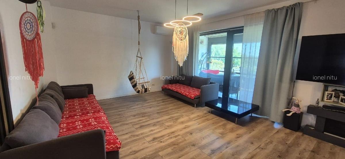 Casa 5 camere, 3 bai, 3 locuri de parcare, teren 302 mp, Tunari, vedere la lac - 11