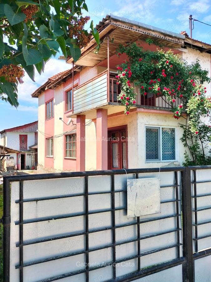 Casa de vanzare - 1