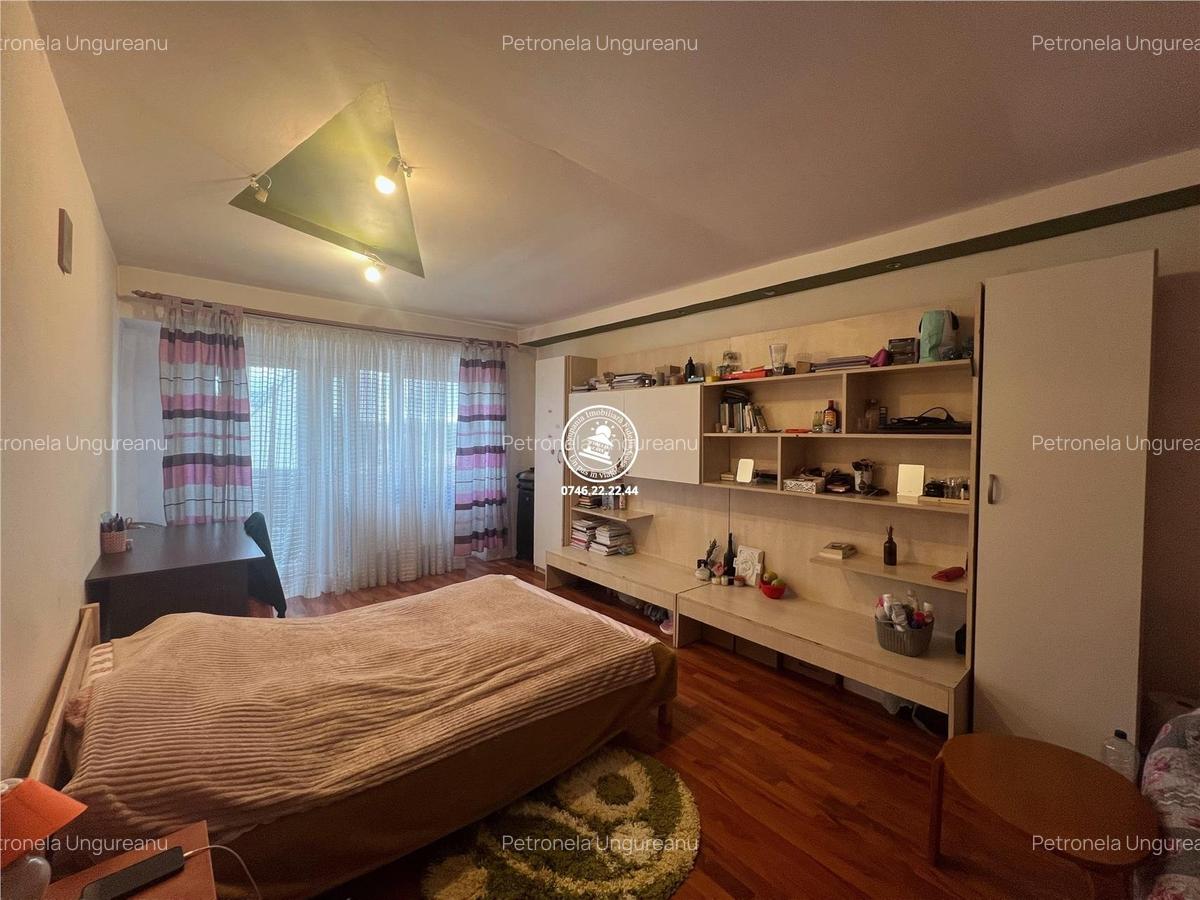 Apartament rar pe piata, cu 3 camere in Nicolina - 2