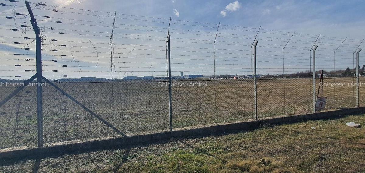 Teren de vanzare Aeroport Otopeni 1800 mp | Cargo | Pista 2 - 6
