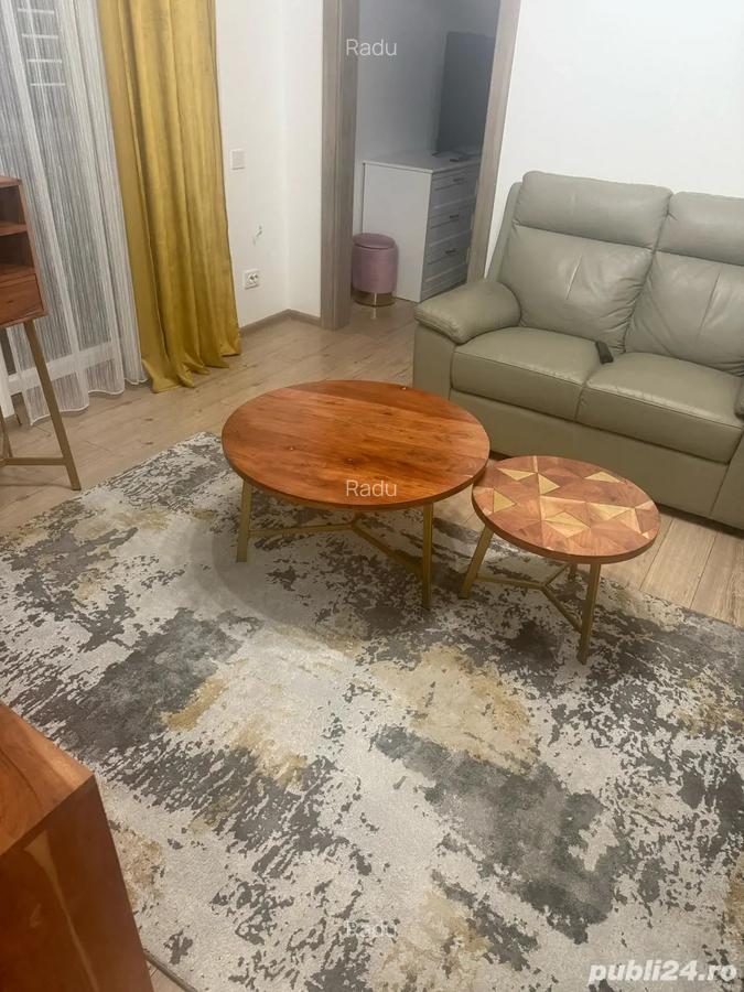 De vanzare apartament cu 3 camere - 4