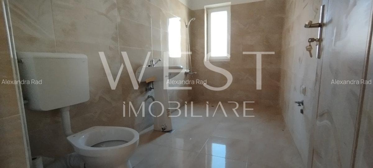 Spatiu Comercial de Inchiriat | 54mp  + 17 mp Terasa | 2  Parcari | - 5