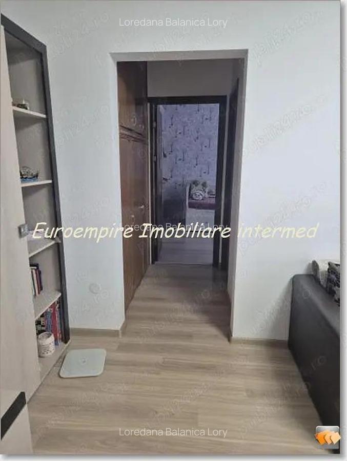 Apartament 2 camere de vanzare zona Abator - 3