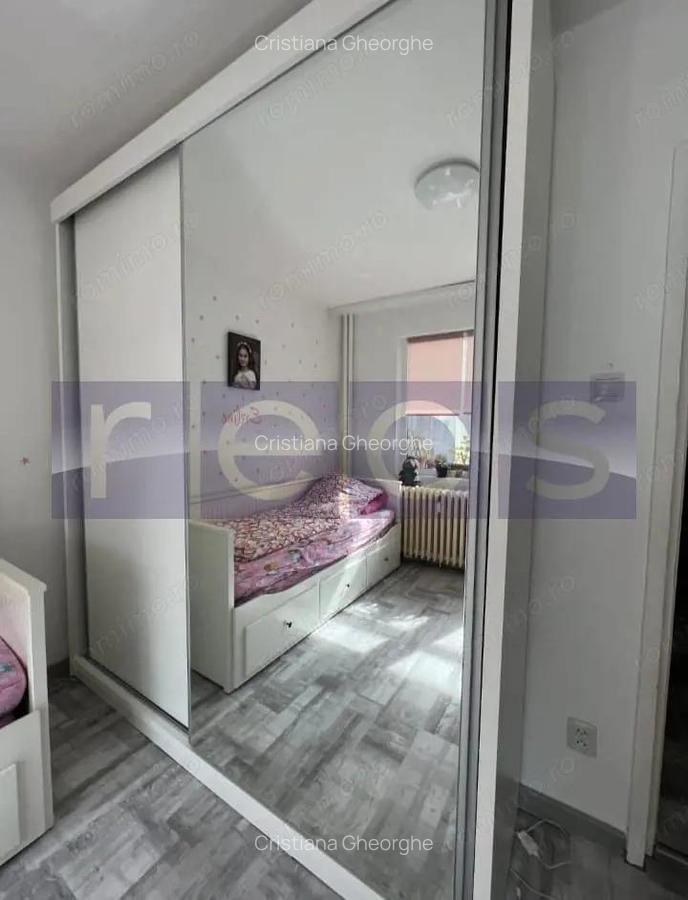 VANZARE 3 CAMERE DECOMANDAT - PARCARE - 2 BALCOANE -VITAN - 3