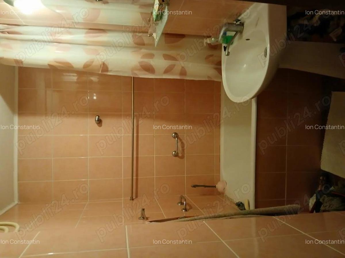 Vind apartament 2 camere et 5 din 10 Luica - 2