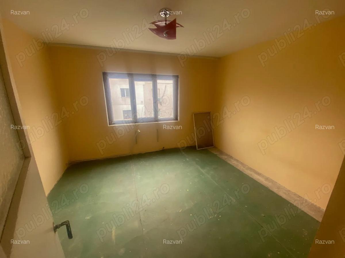Vand apartament cu 3 camere 2 bai 1 debara 2 balcoane - 3