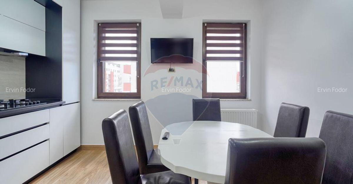 Apartament cu 3 camere de vanzare in Isaran Tractorul - 8