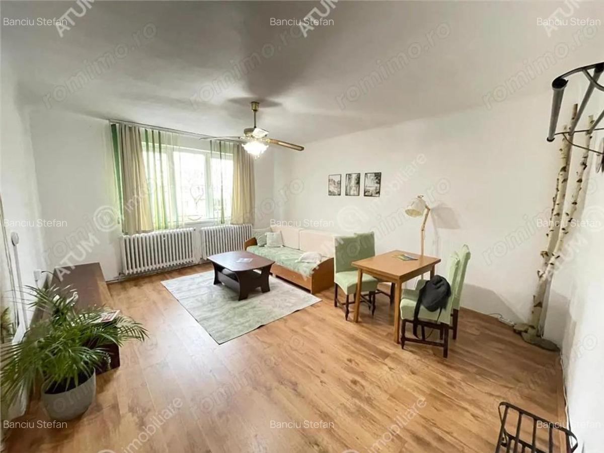 Apartament cu 3 camere 2 balcoane situat in zona Terezian din Sibiu - 9