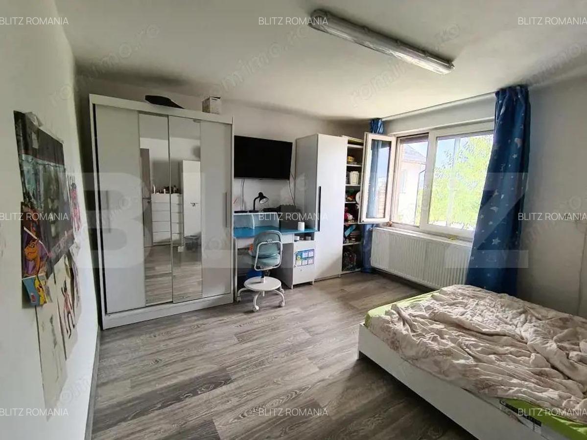 Casa cu 3 camere in suprafa?a de 140 mp - 1
