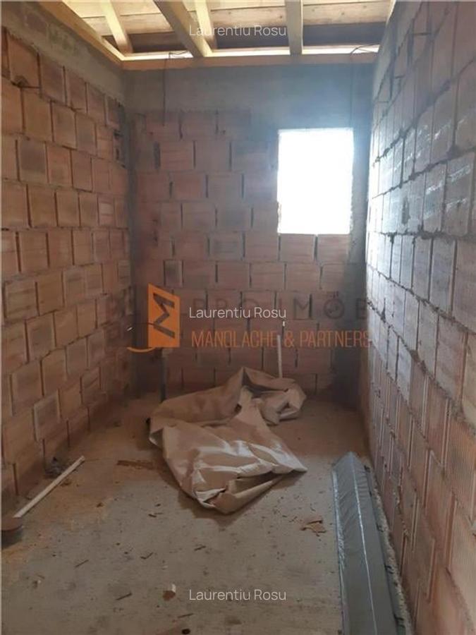 Casă individuală cu 3 camere în Stâlpu - 5