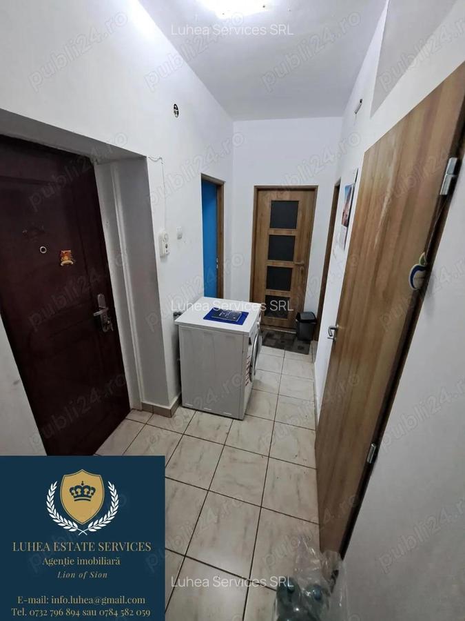 Apartament cu 2 camere spatios - 81.49mp, aproape de centru, in Resita - 2