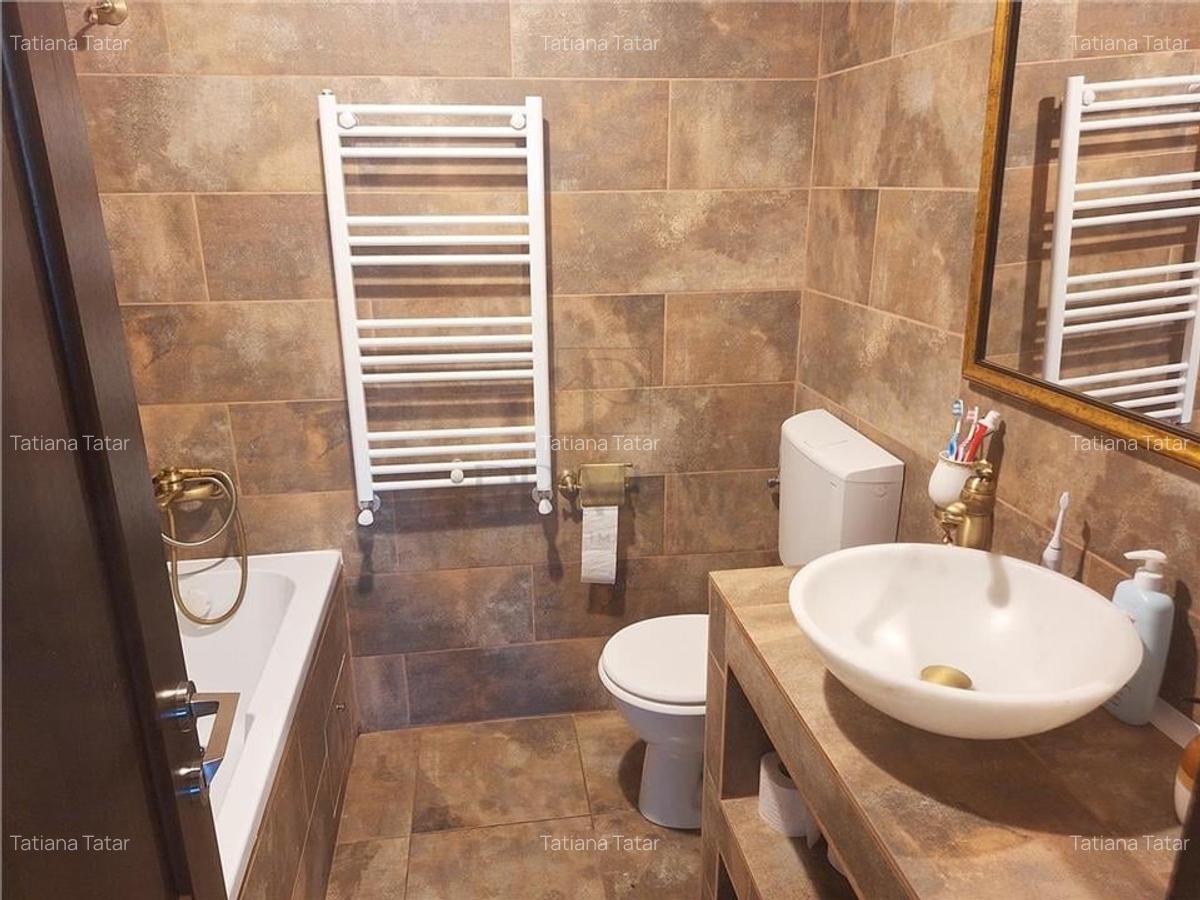 ULTRACENTRAL - 3 cam - Spatios - Decomandat - Terasa - Renovata - Etaj Intermedi - 14