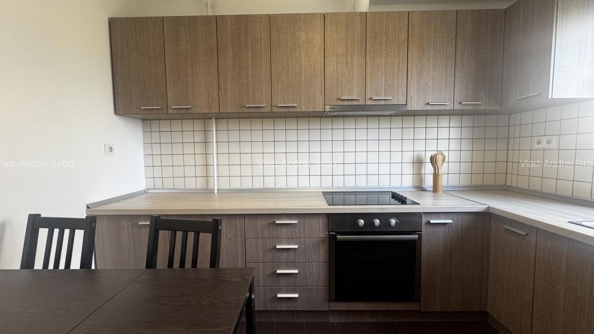 Inchiriere apartament de 3 camere Chitila Cartierul German - 11