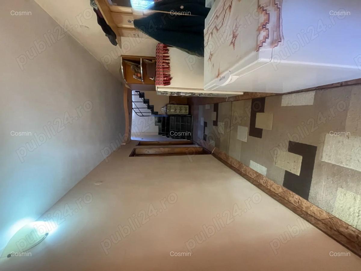 Casa P+1 de vanzare Bariera Valcii, str. Primaverii - 9