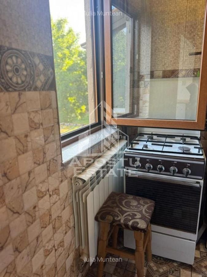 Garsonieră, în Badea Cîrțan - 2