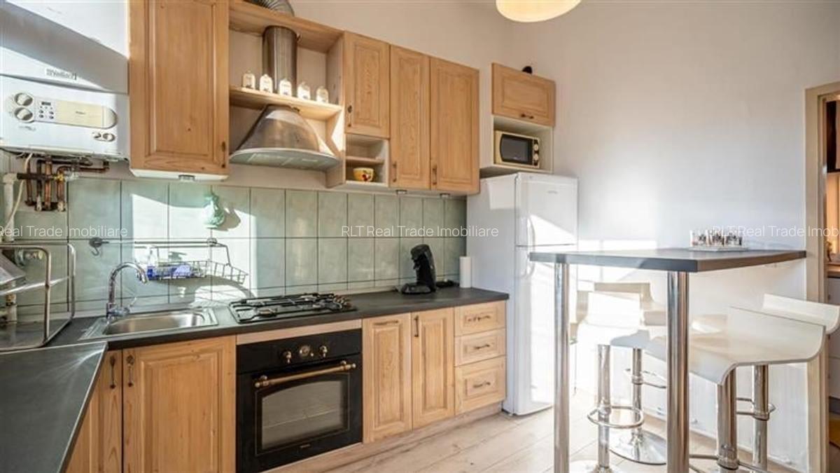 Apartament in casa renovat, mobilat complet - 8