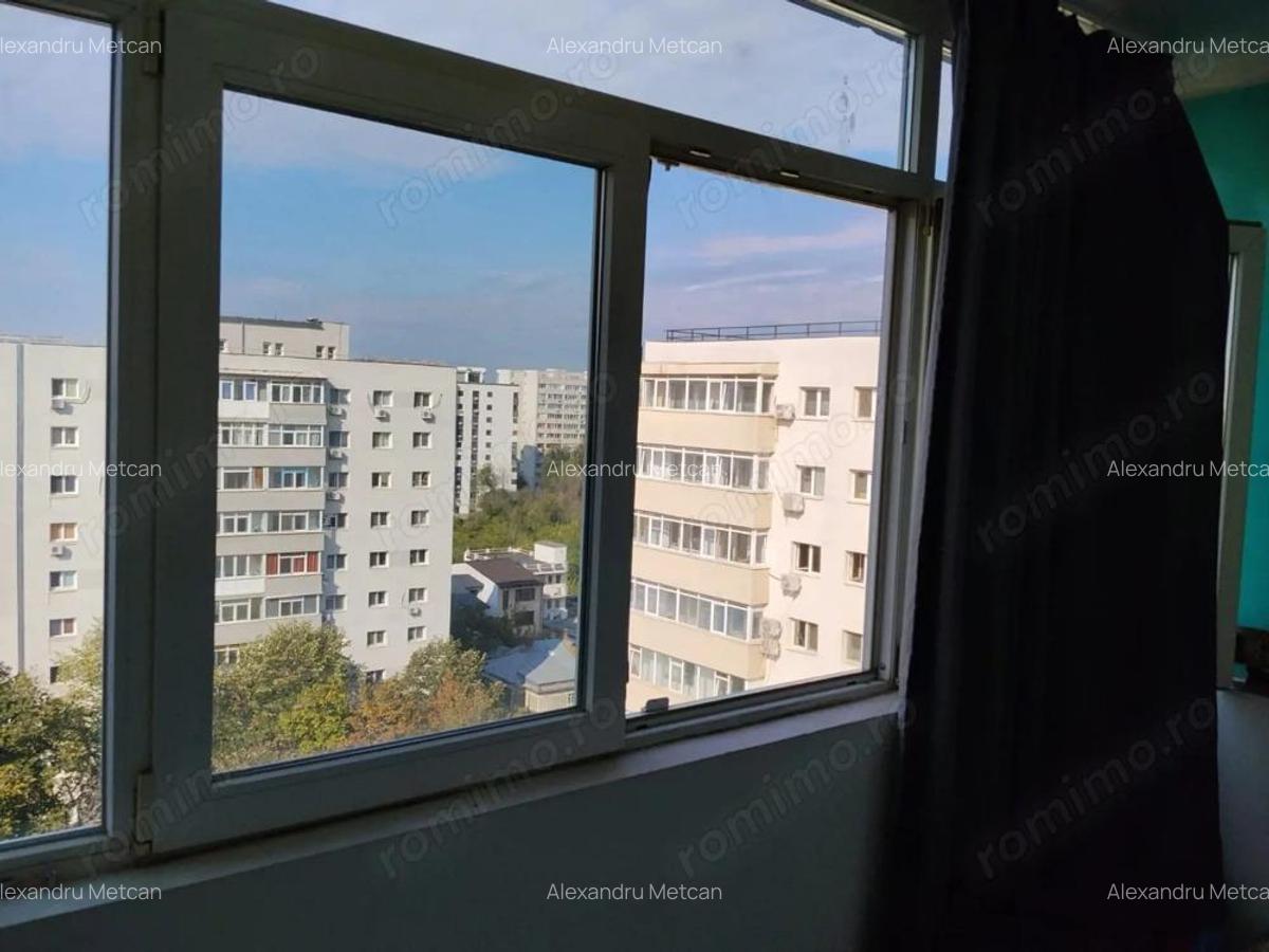 2 camere decomandat Campia Liberta?ii anul 1980 5 min metrou - 3