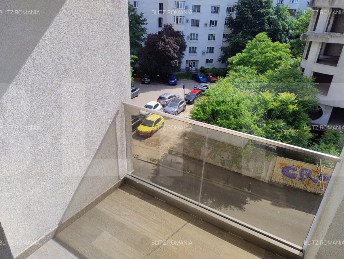 Apartament de vanzare, cu 2 camere, 67 mp, zona Cal. Calarasilor - 16