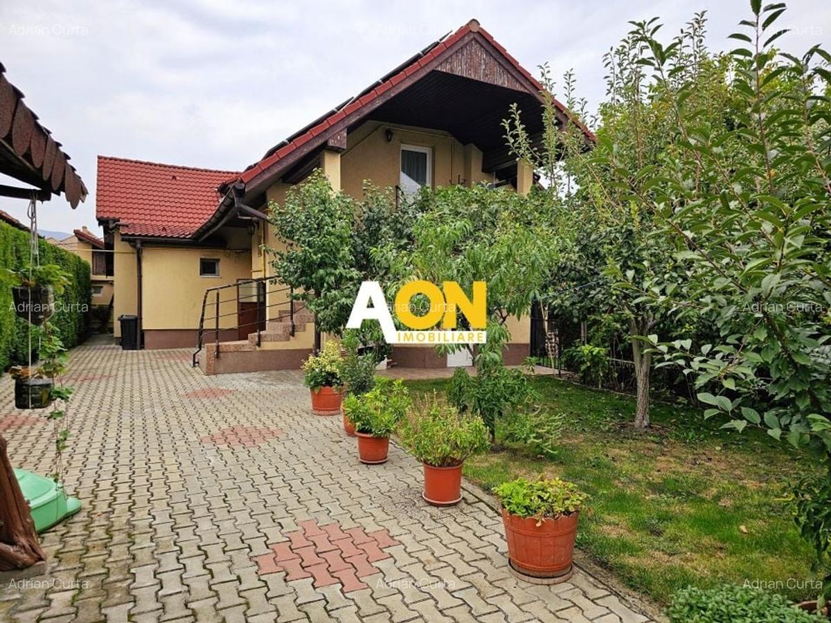 Casa 6 camere, 715 mp teren, langa Cetatea Alba Carolina - 1