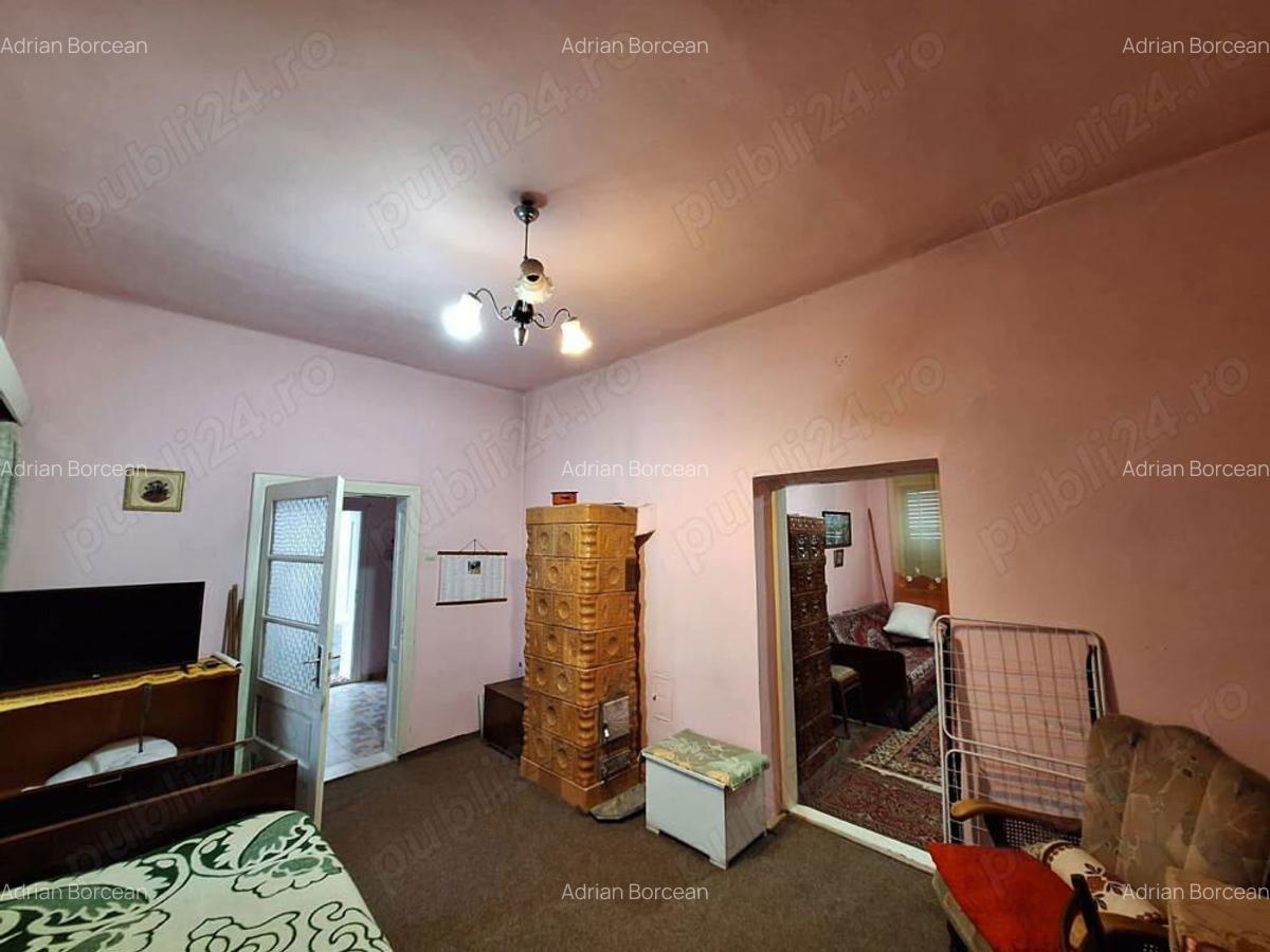 Casa de vanzarea ora? Lipova, Radna nr.285 - 4