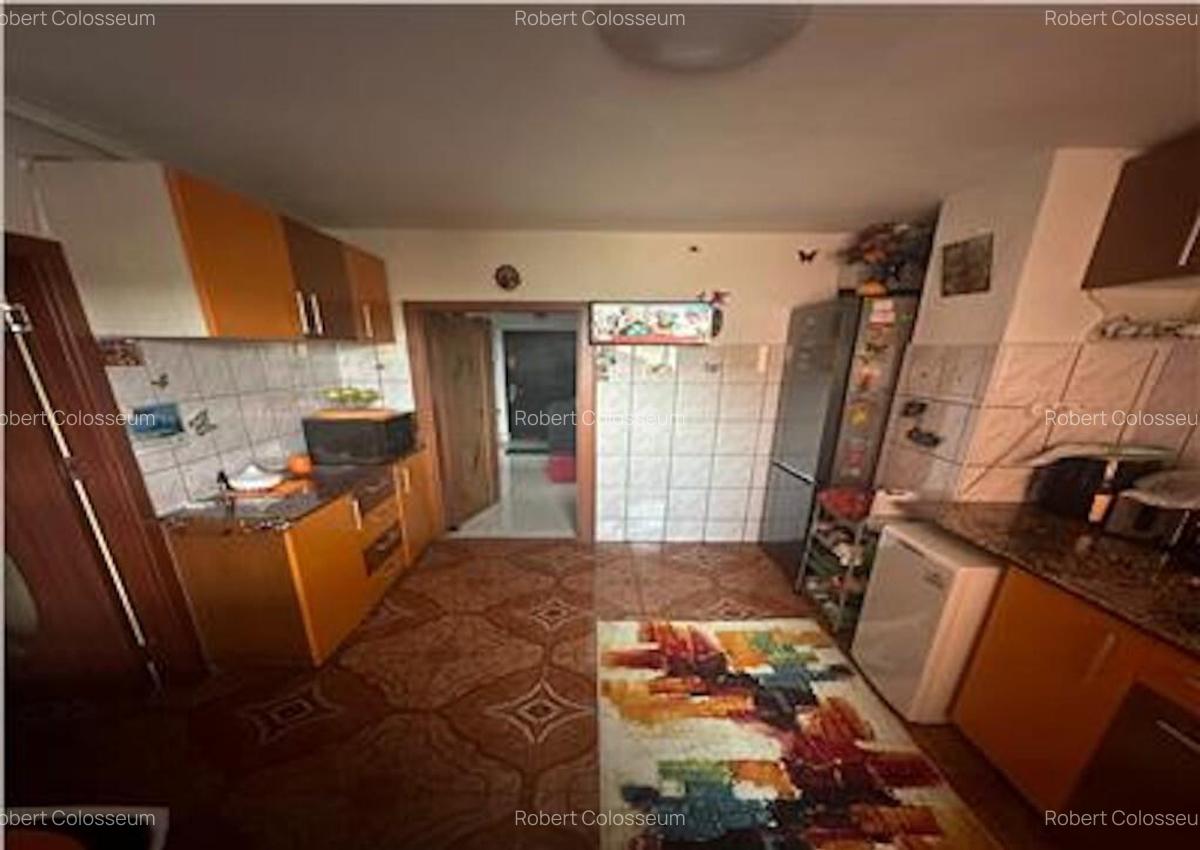Comision 0% Apartament 3 camere - zona Calea Bucuresti - 9
