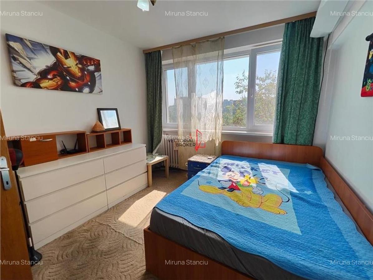 Vanzare apartament 3 camere in Titan-  7 min Metrou !!! - 7